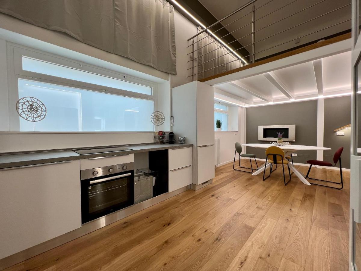 Appartement Central Luxe Haven à Milan Extérieur photo