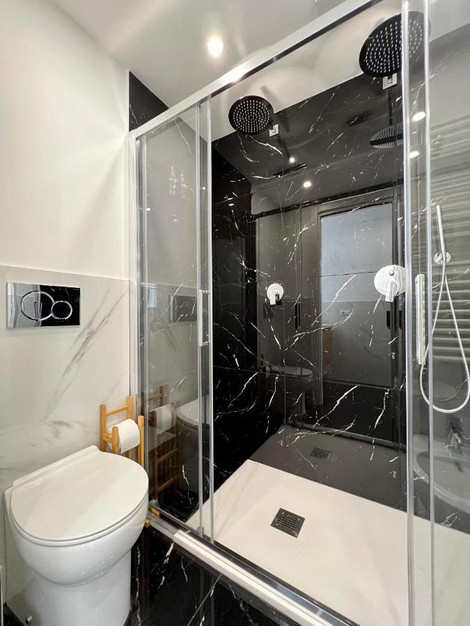 Appartement Central Luxe Haven à Milan Extérieur photo